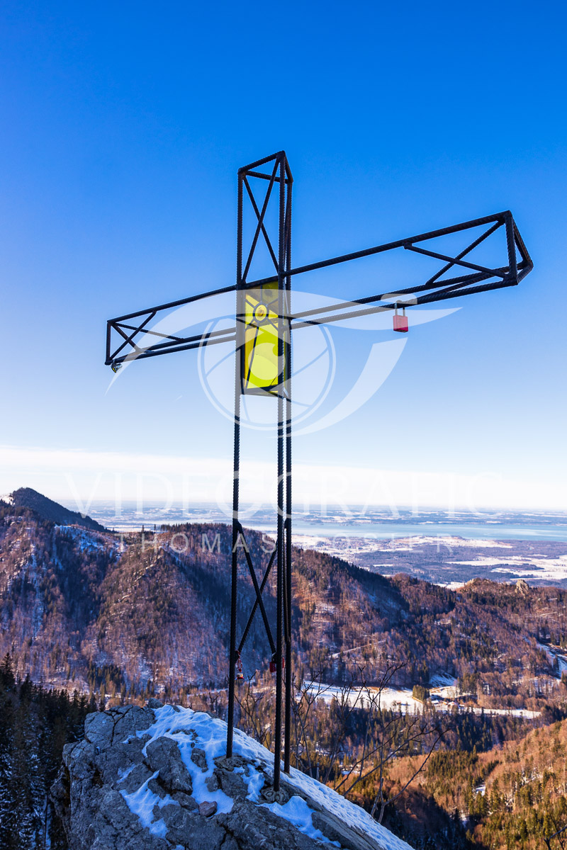 Summit-Crosses-1200.jpg
