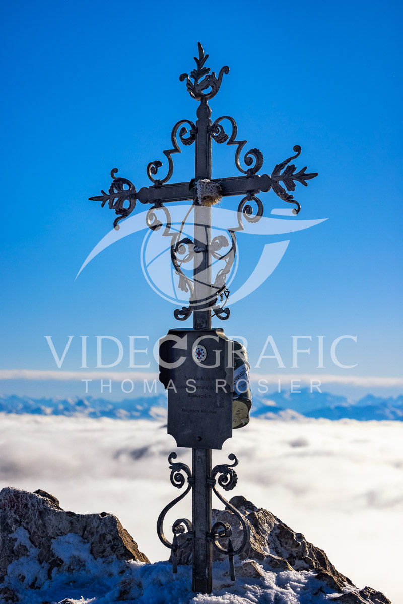 Summit-Crosses-134.jpg