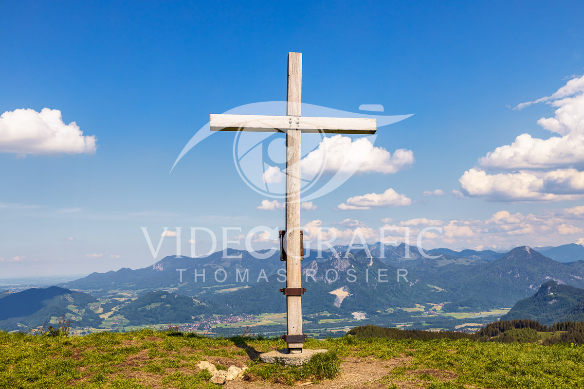 Summit-Crosses-167.jpg