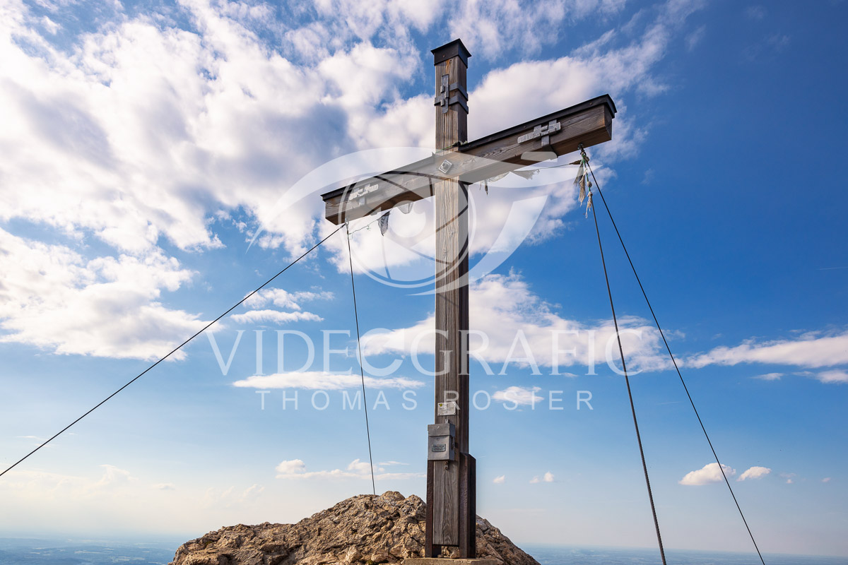 Summit-Crosses-170.jpg