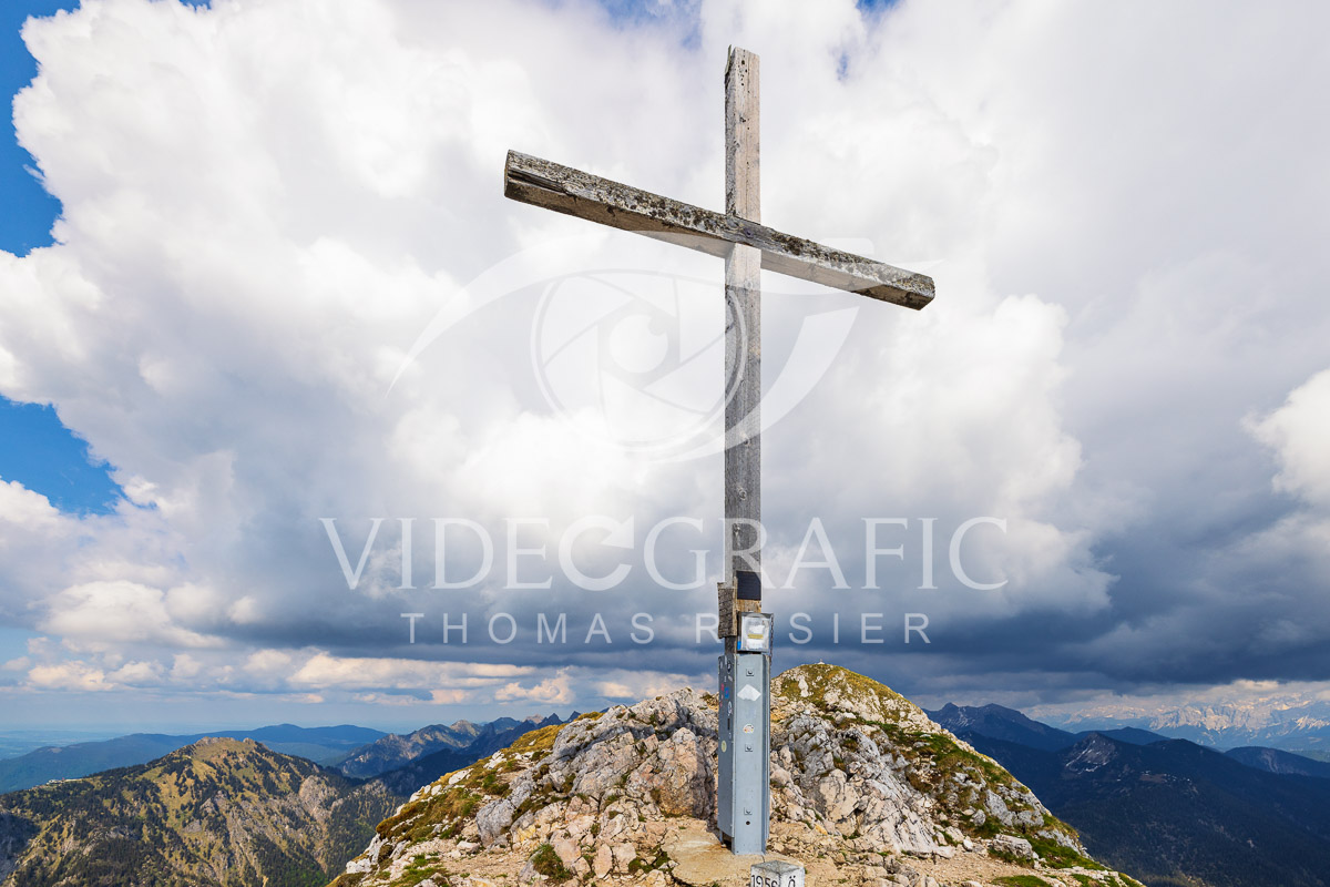 Summit-Crosses-173.jpg