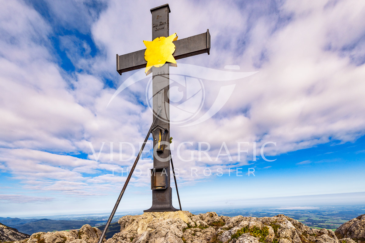 Summit-Crosses-206.jpg