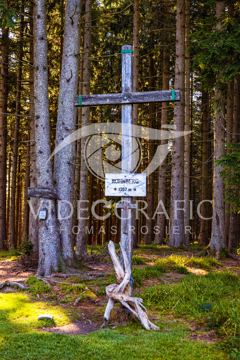 Summit-Crosses-211.jpg