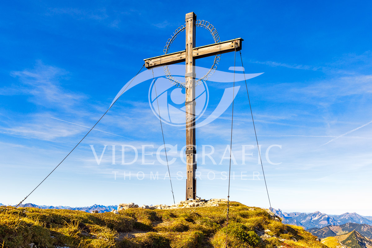 Summit-Crosses-213.jpg