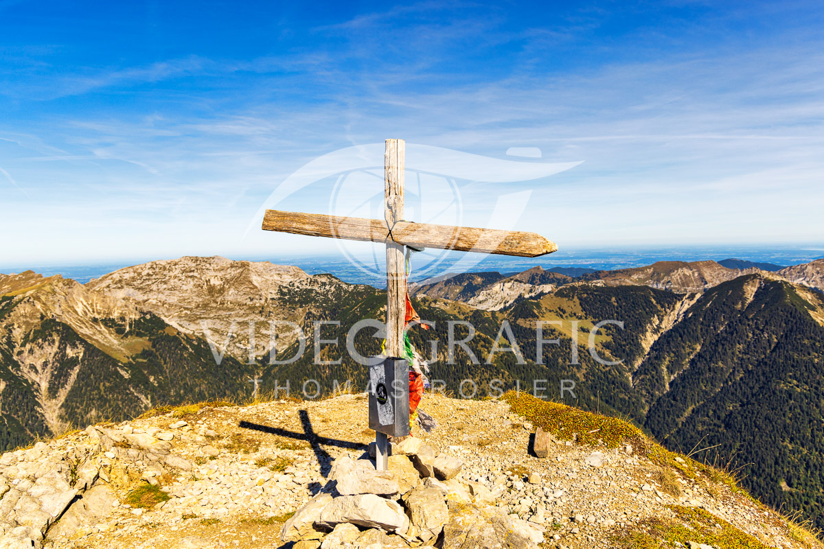 Summit-Crosses-216.jpg