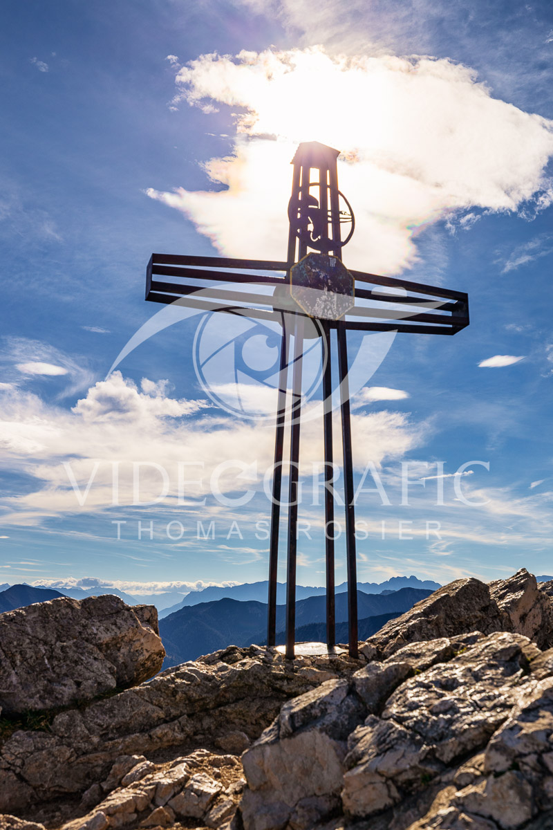 Summit-Crosses-221.jpg