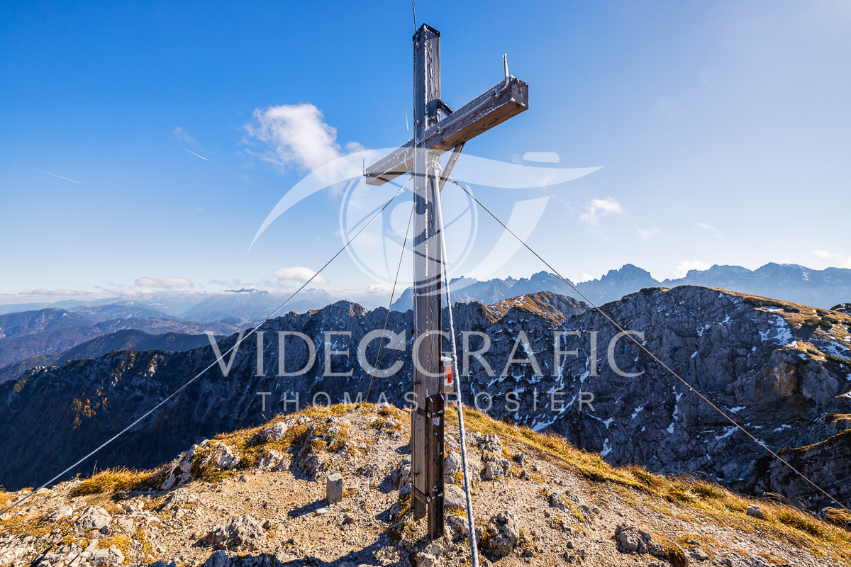 Summit-Crosses-230.jpg