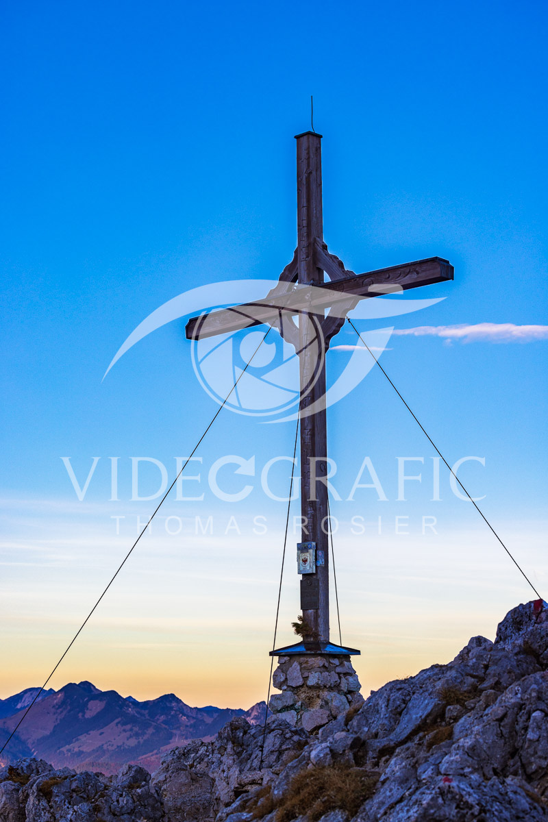 Summit-Crosses-237.jpg