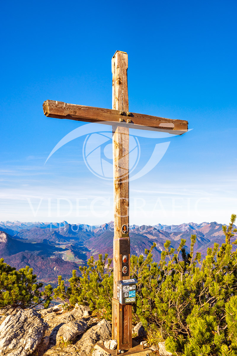 Summit-Crosses-238.jpg