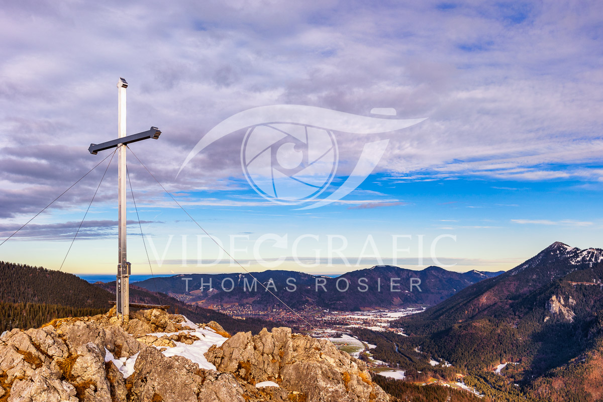 Summit-Crosses-255.jpg