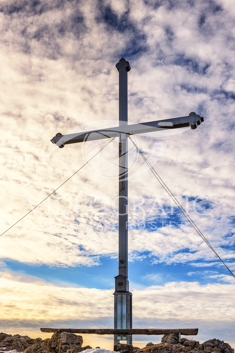 Summit-Crosses-256.jpg