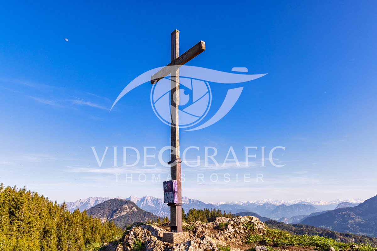 Summit-Crosses-279.jpg