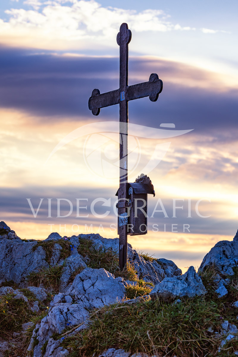 Summit-Crosses-317.jpg