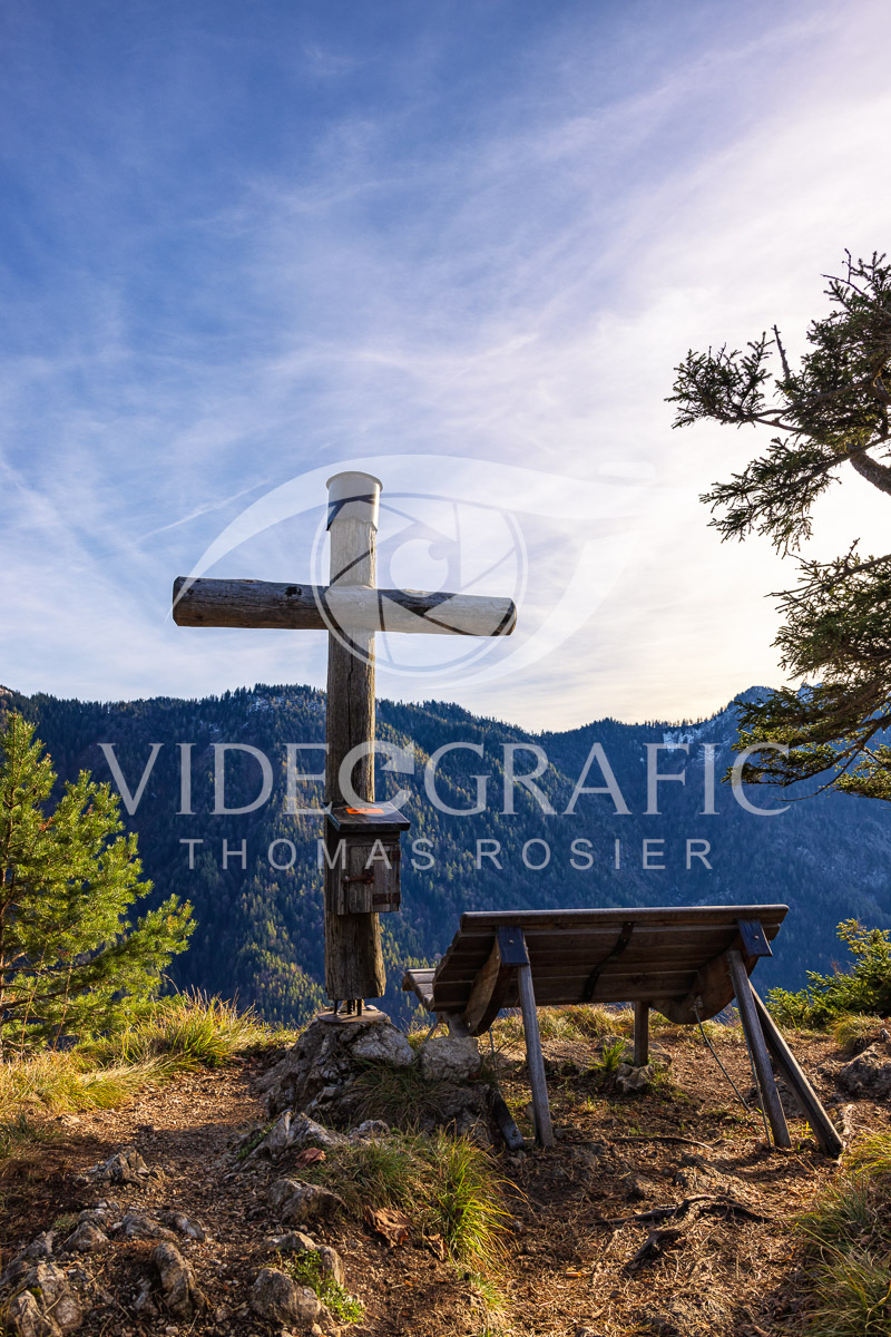 Summit-Crosses-329.jpg