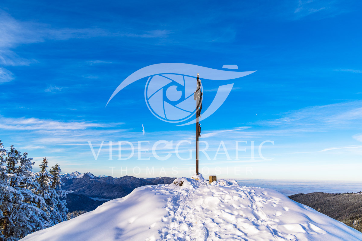 Summit-Crosses-338.jpg