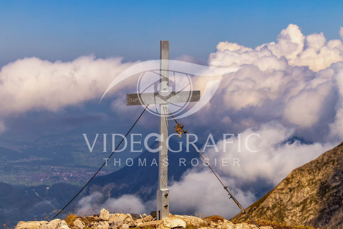 Summit-Crosses-361.jpg