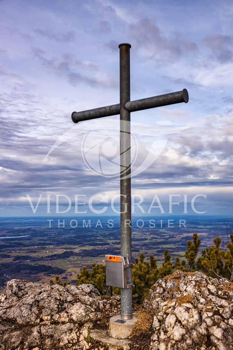 Summit-Crosses-388.jpg