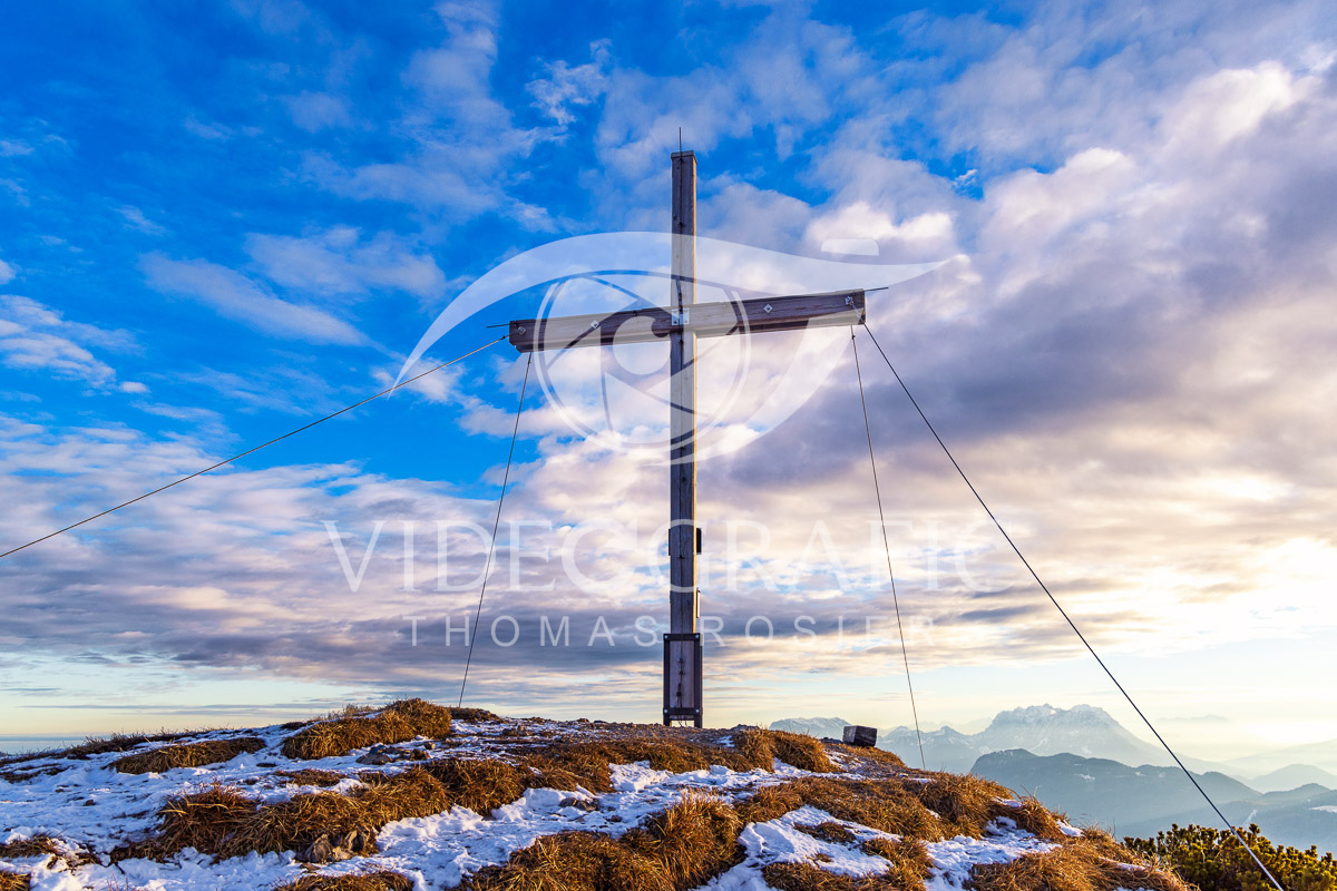 Summit-Crosses-403.jpg