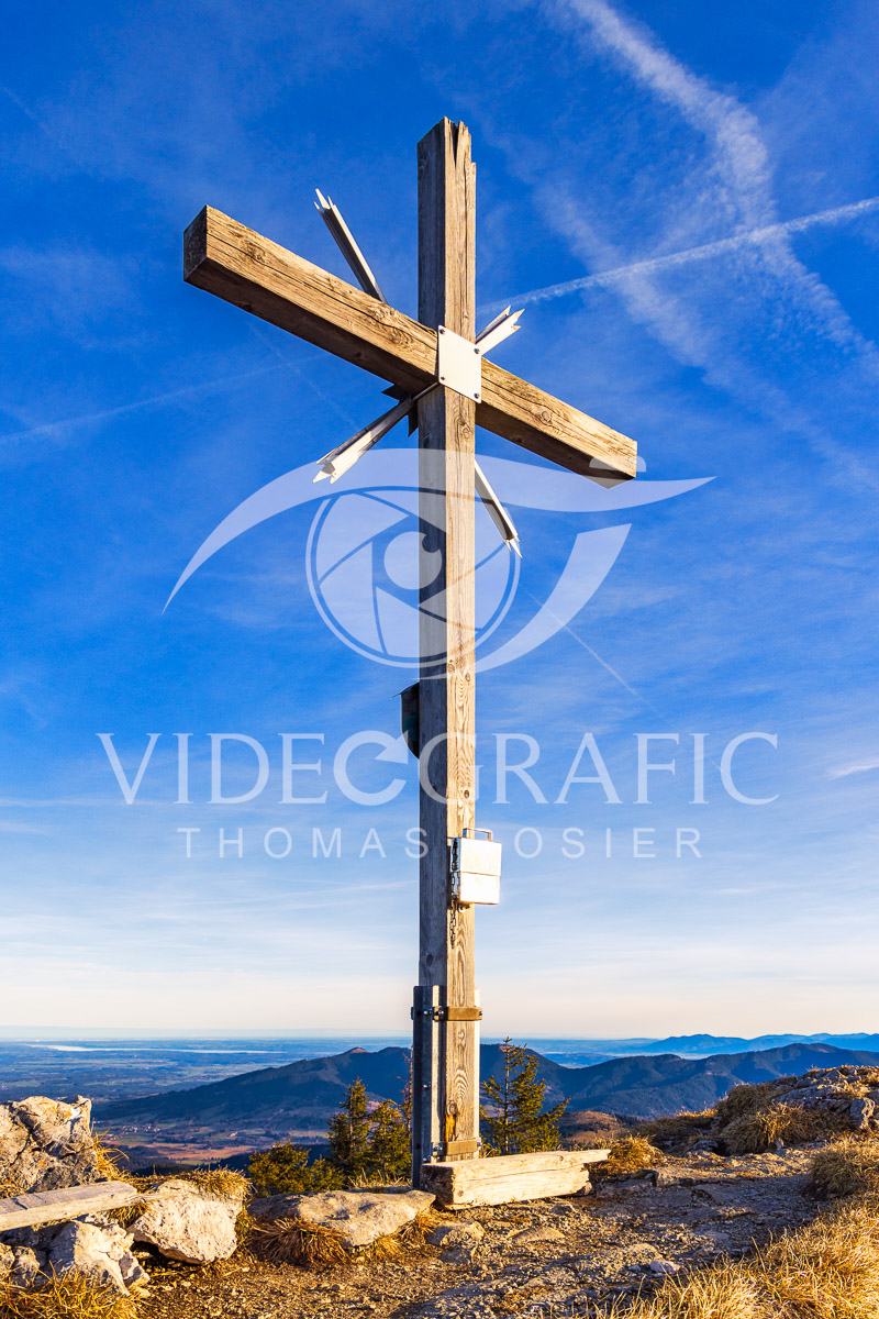 Summit-Crosses-409.jpg