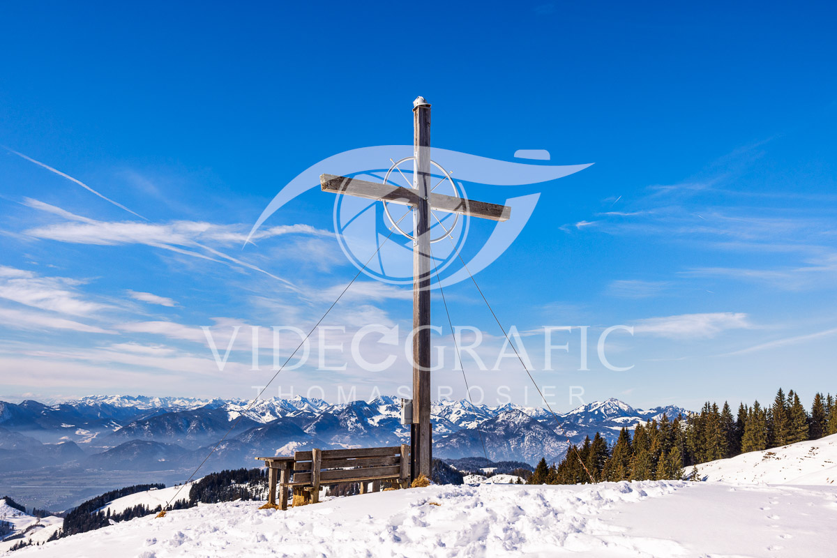 Summit-Crosses-420.jpg