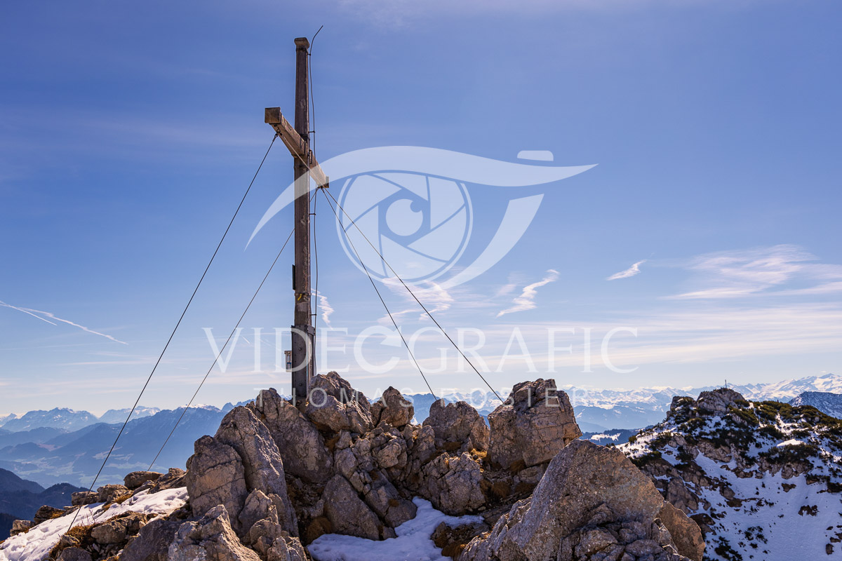 Summit-Crosses-441.jpg