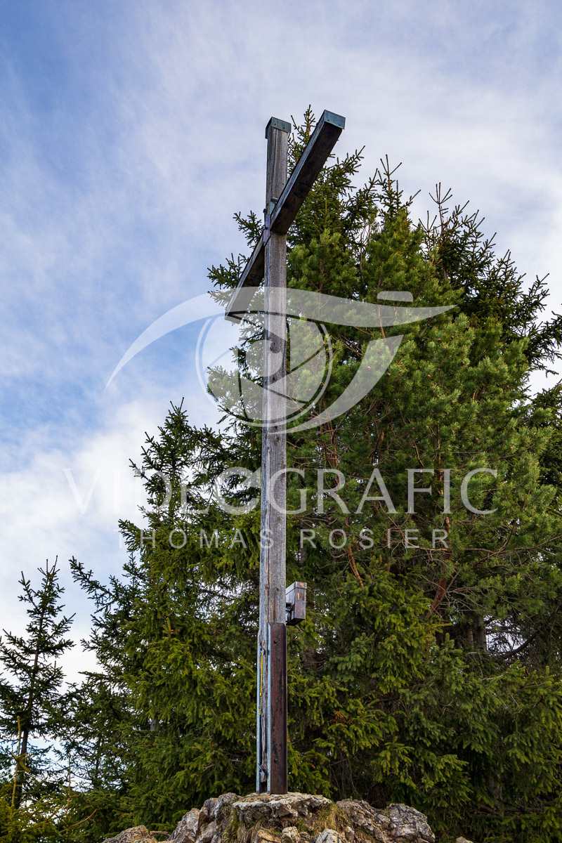 Summit-Crosses-442.jpg