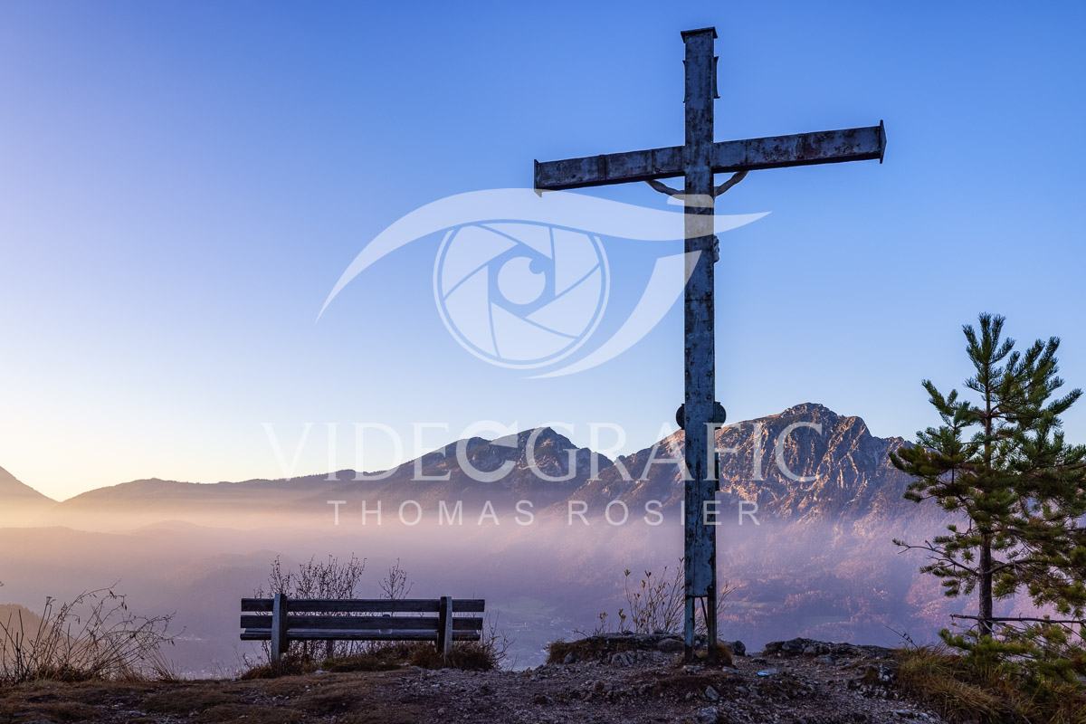 Summit-Crosses-446.jpg