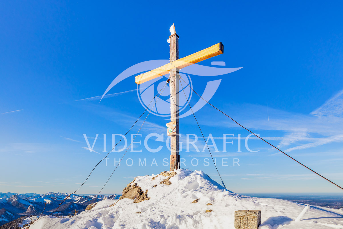 Summit-Crosses-462.jpg