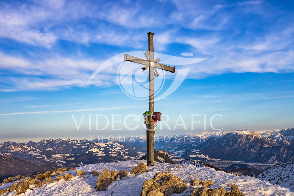 Summit-Crosses-463.jpg