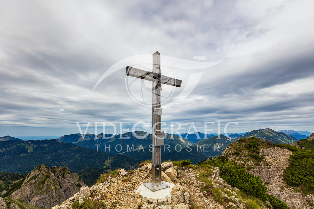 Summit-Crosses-473.jpg
