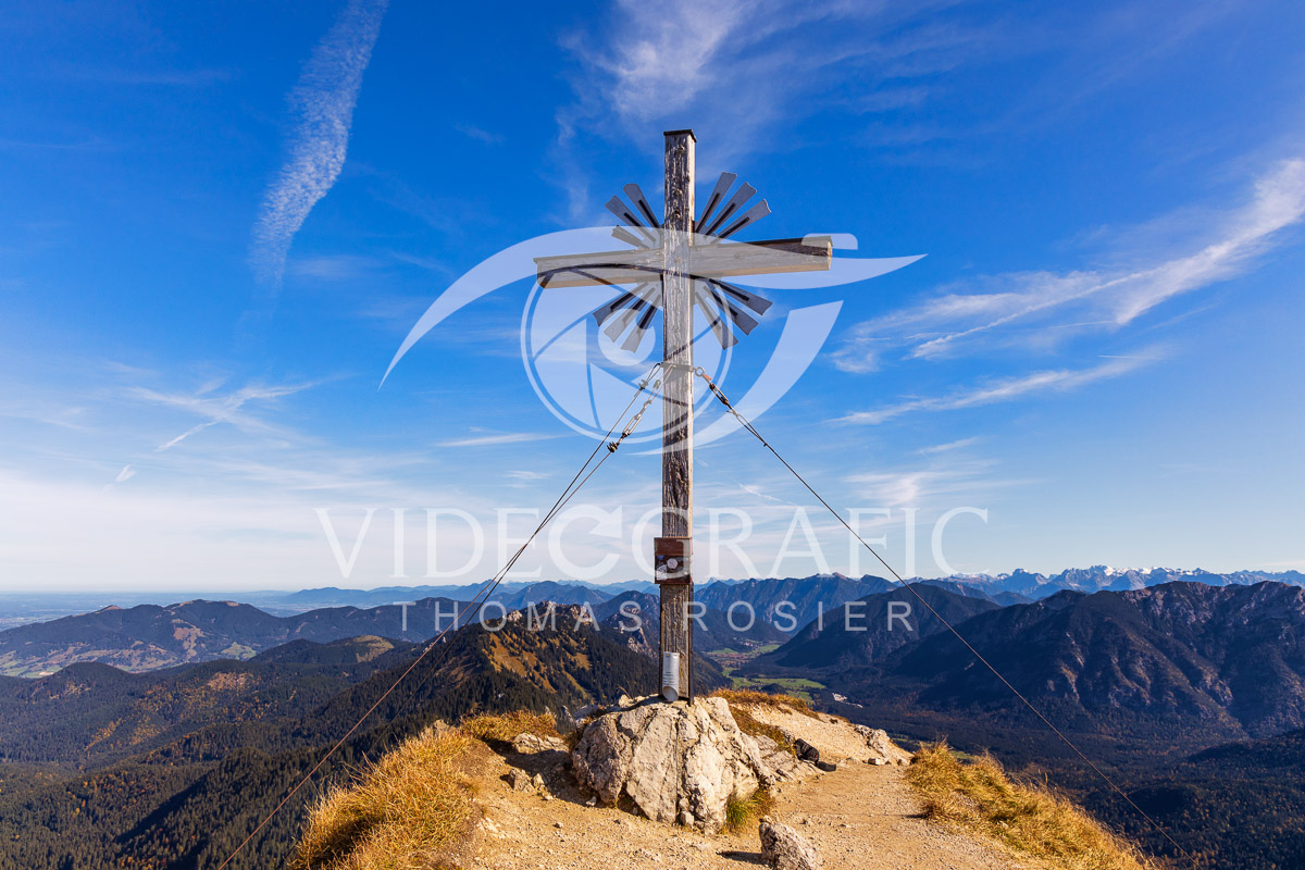 Summit-Crosses-481.jpg