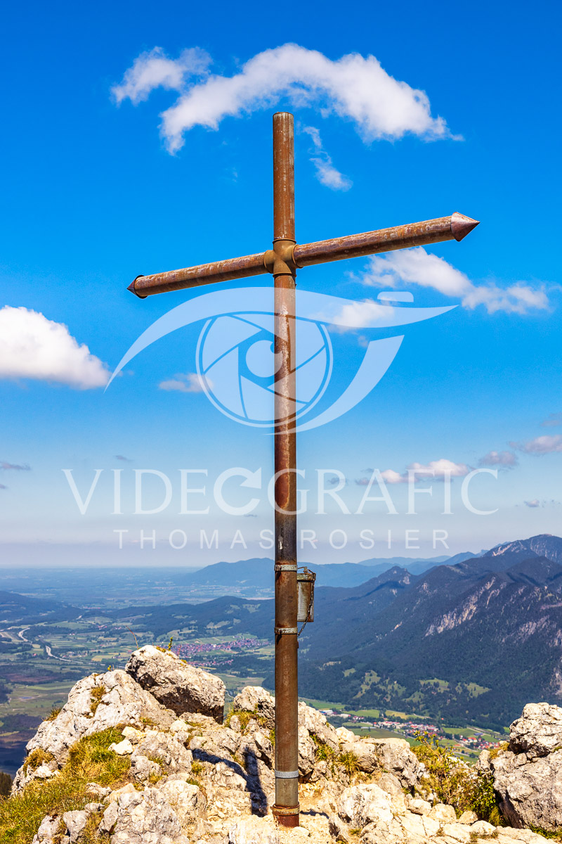 Summit-Crosses-501.jpg