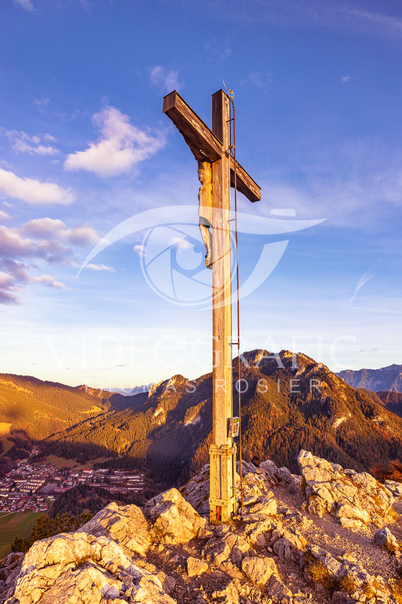 Summit-Crosses-531.jpg