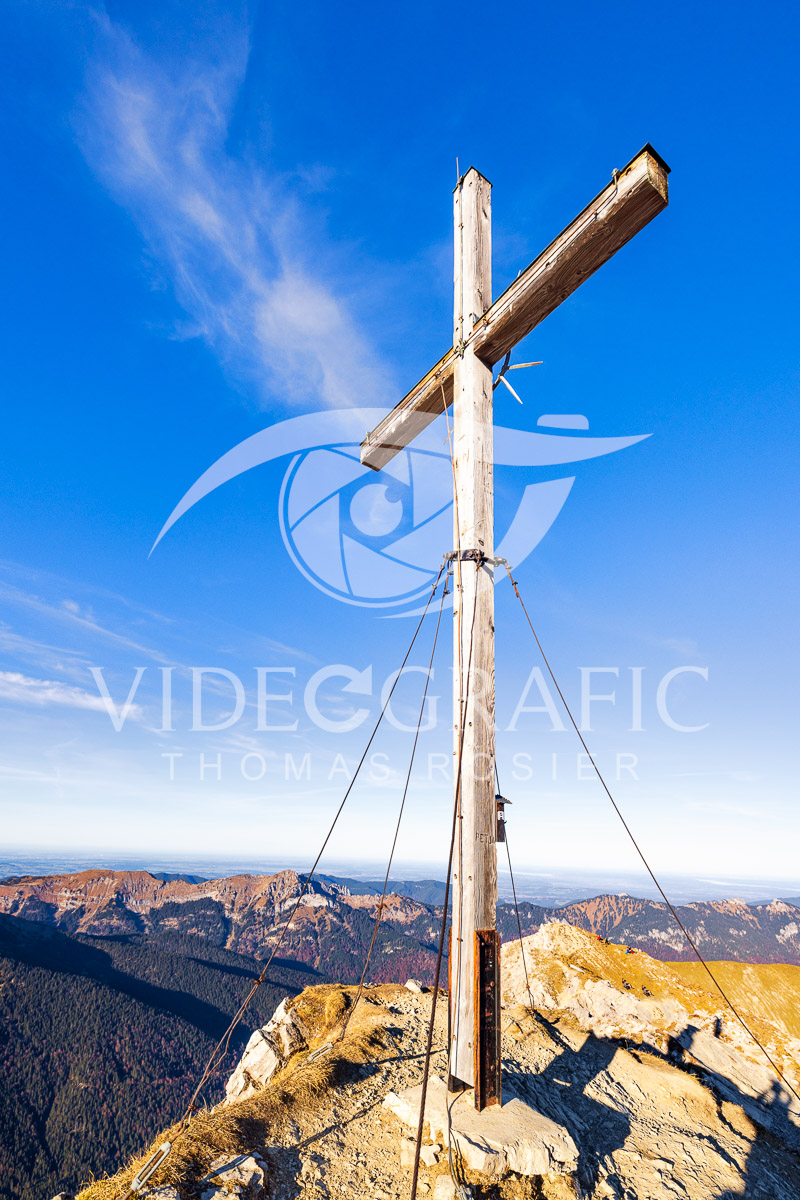 Summit-Crosses-533.jpg