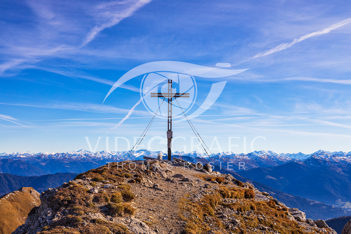 Summit-Crosses-535.jpg