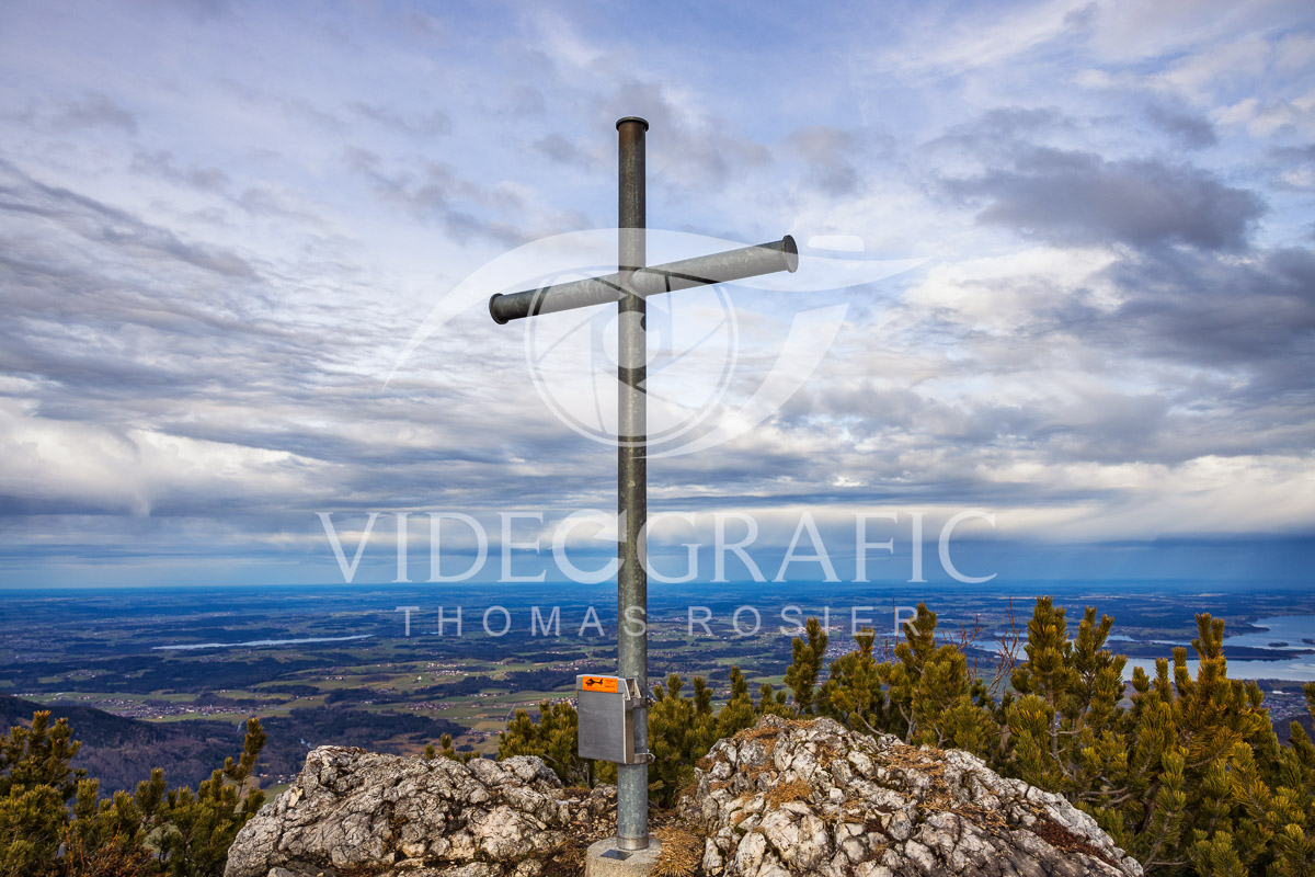Summit-Crosses-539.jpg