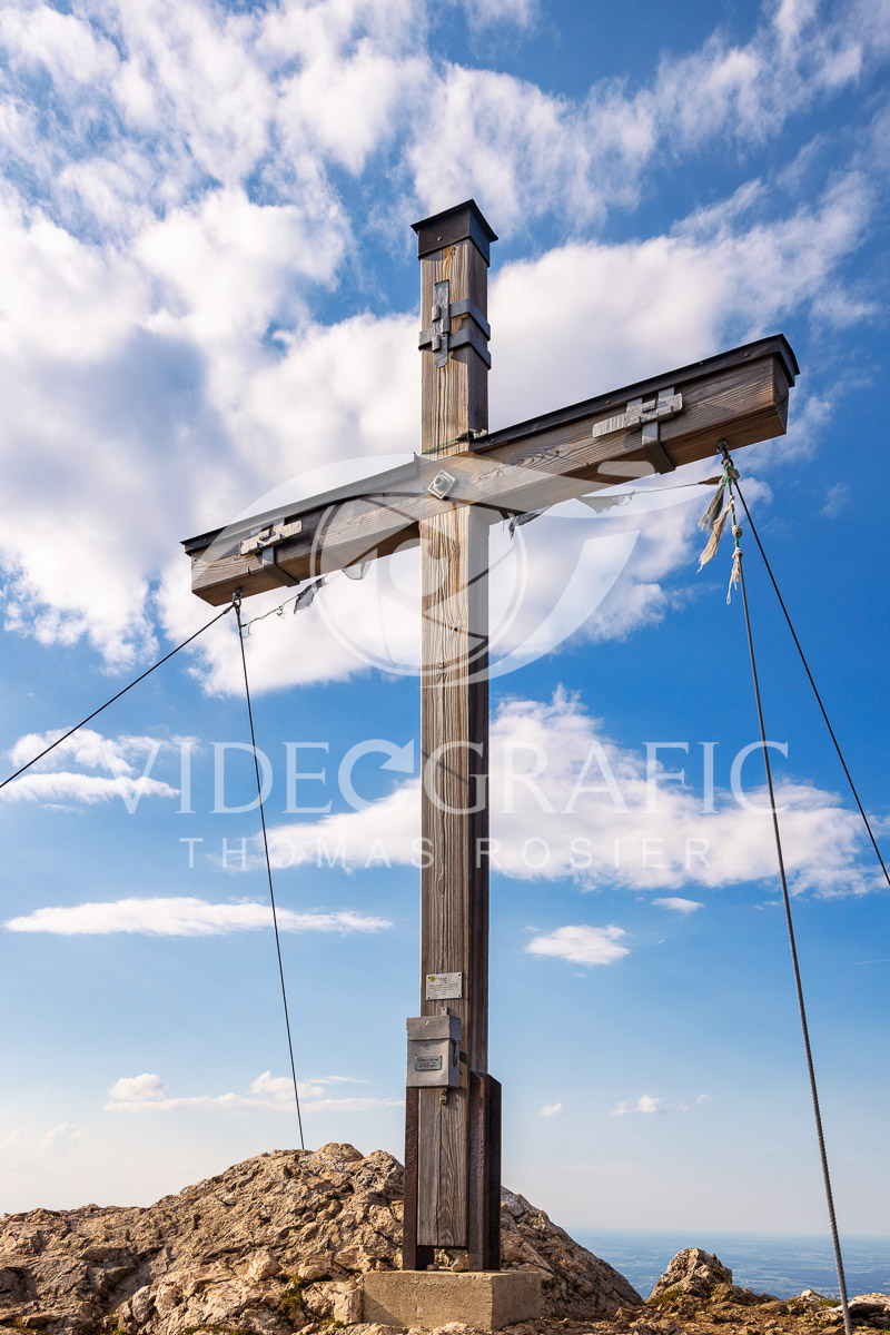 Summit-Crosses-578.jpg