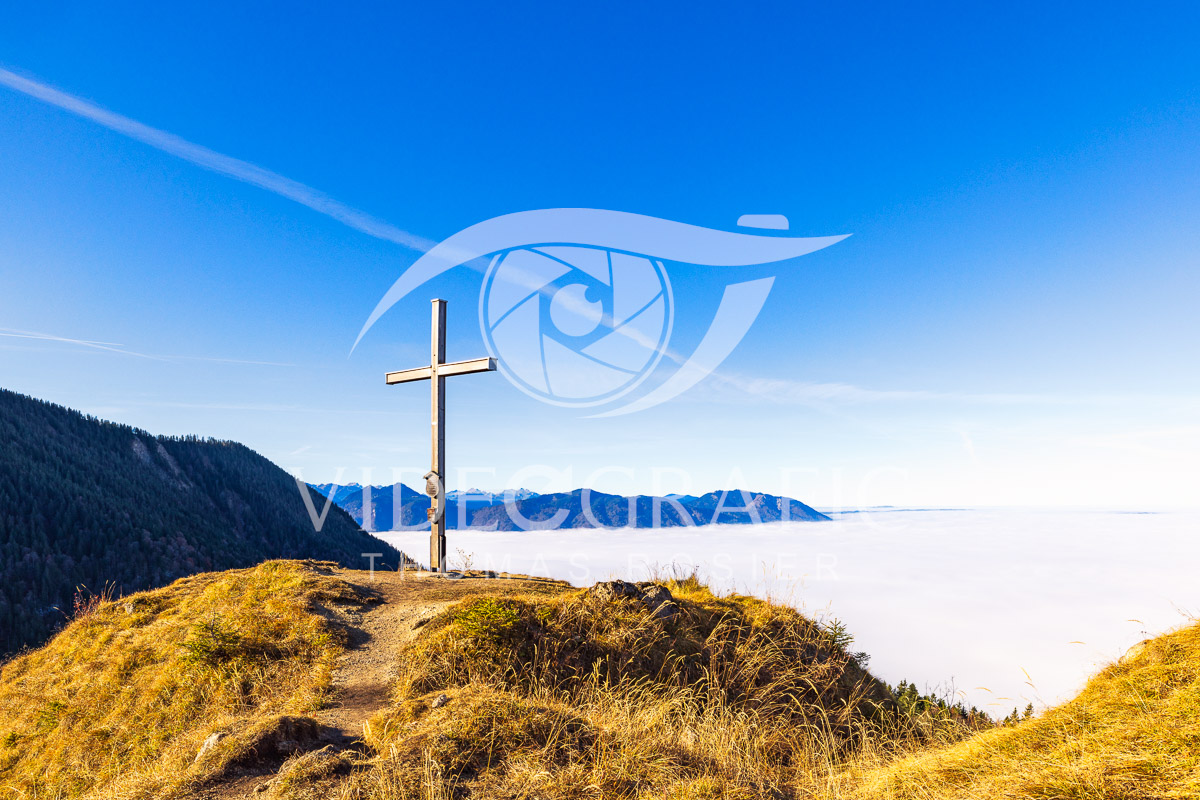 Summit-Crosses-625.jpg