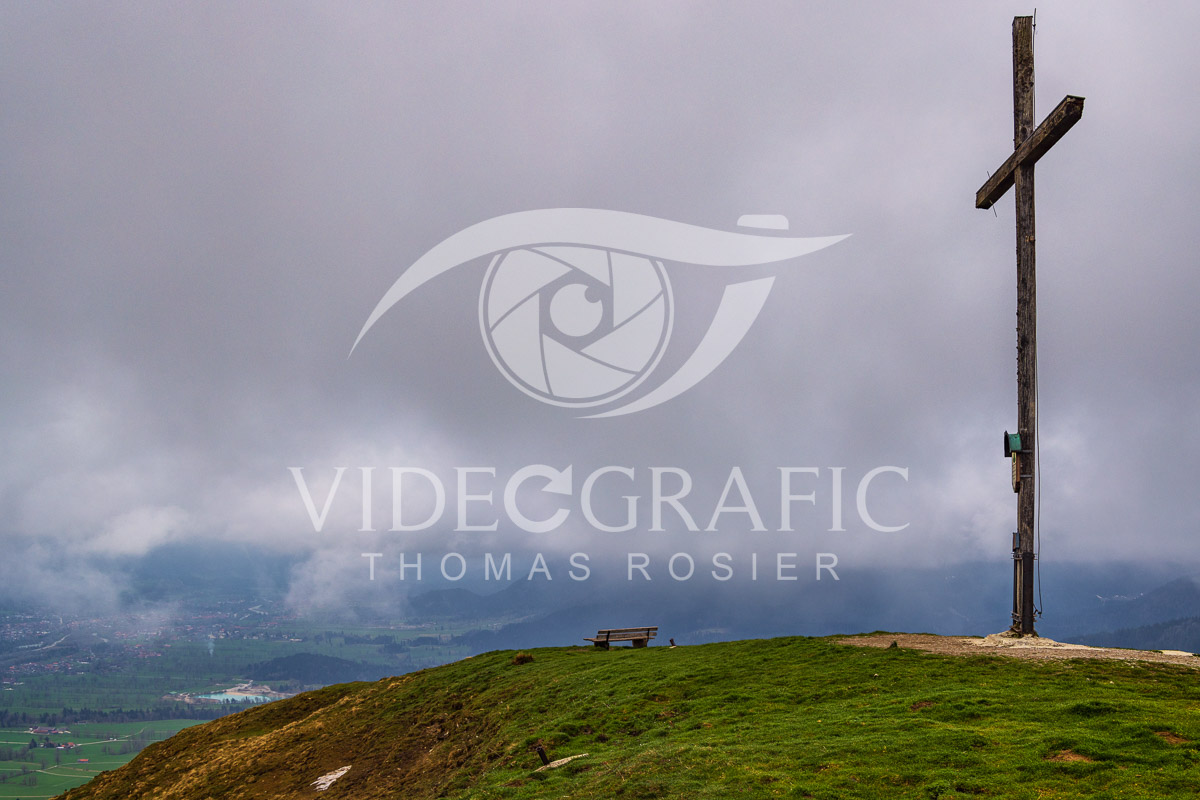 Summit-Crosses-641.jpg
