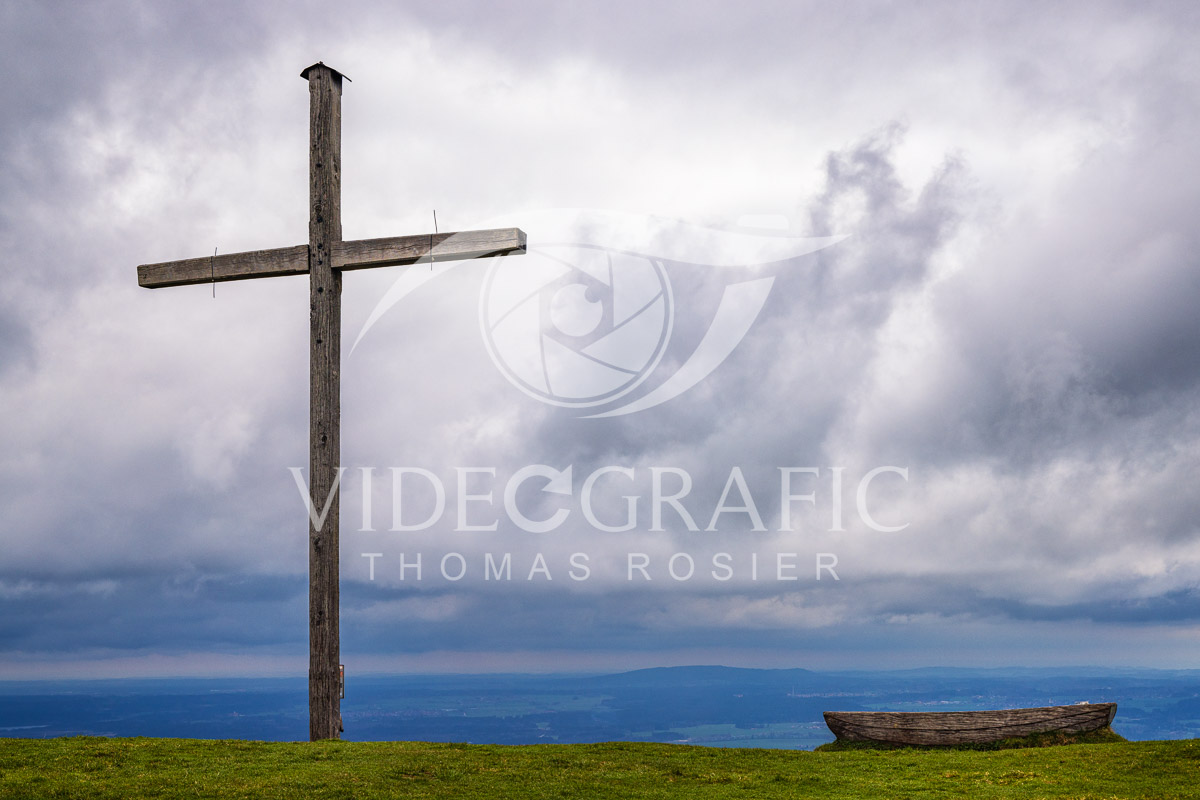 Summit-Crosses-643.jpg