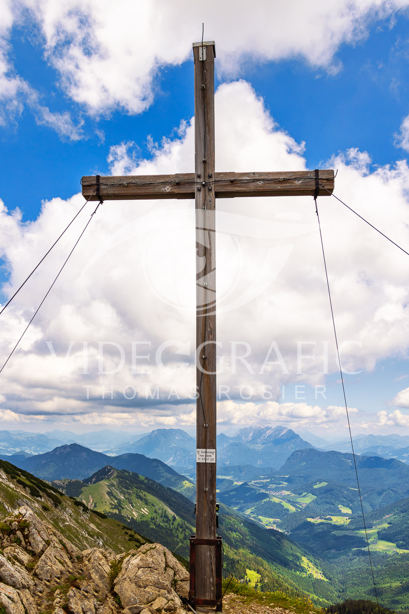 Summit-Crosses-665.jpg
