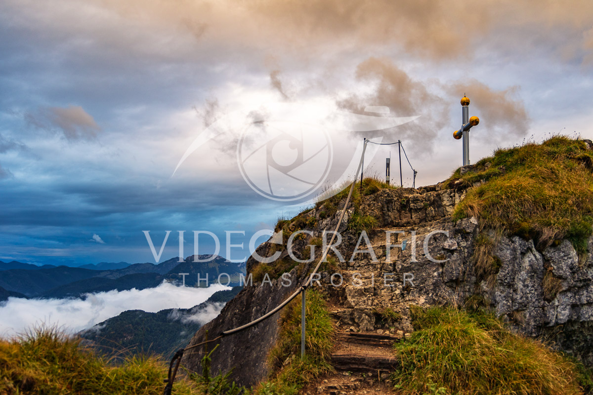 Summit-Crosses-681.jpg