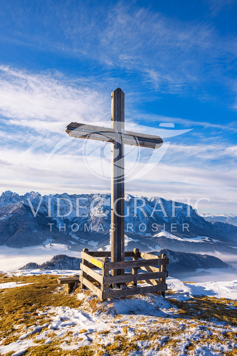 Summit-Crosses-764.jpg