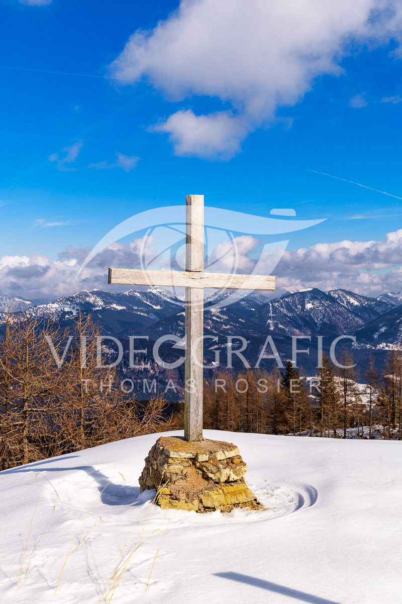 Summit-Crosses-772.jpg
