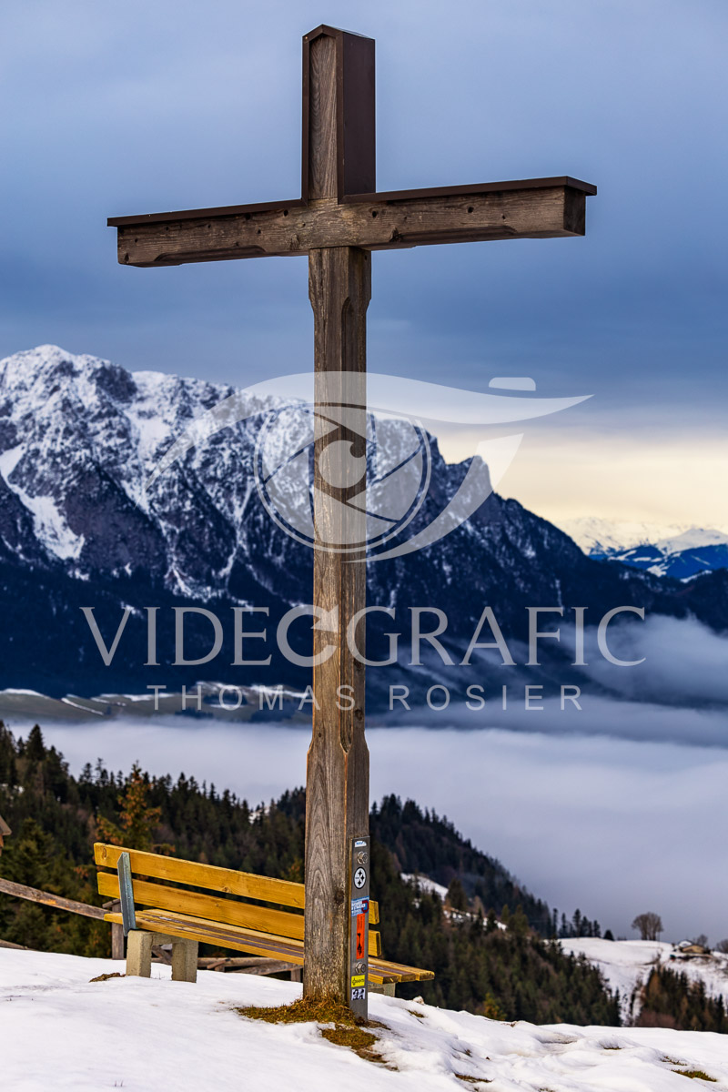 Summit-Crosses-776.jpg