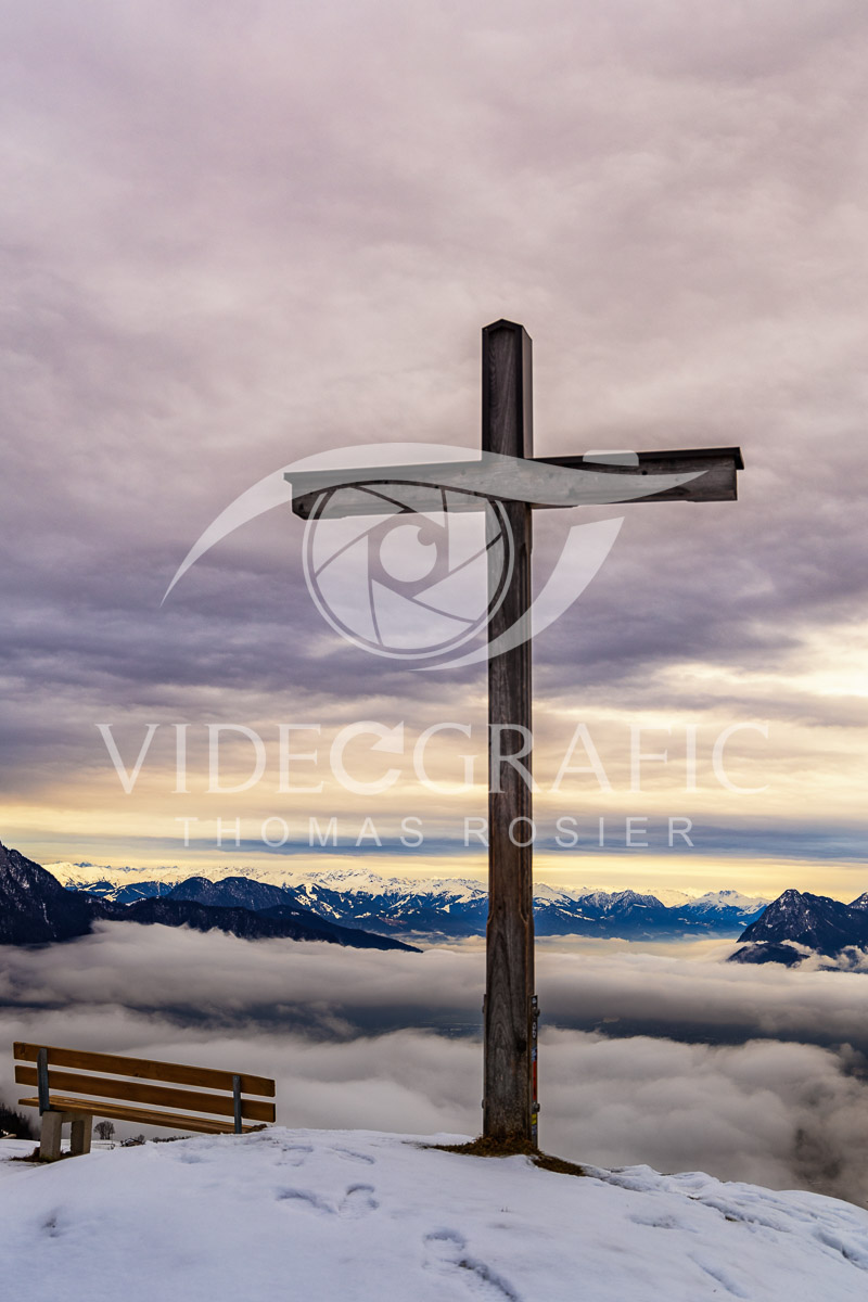 Summit-Crosses-778.jpg