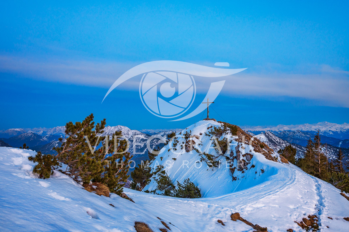 Summit-Crosses-788.jpg