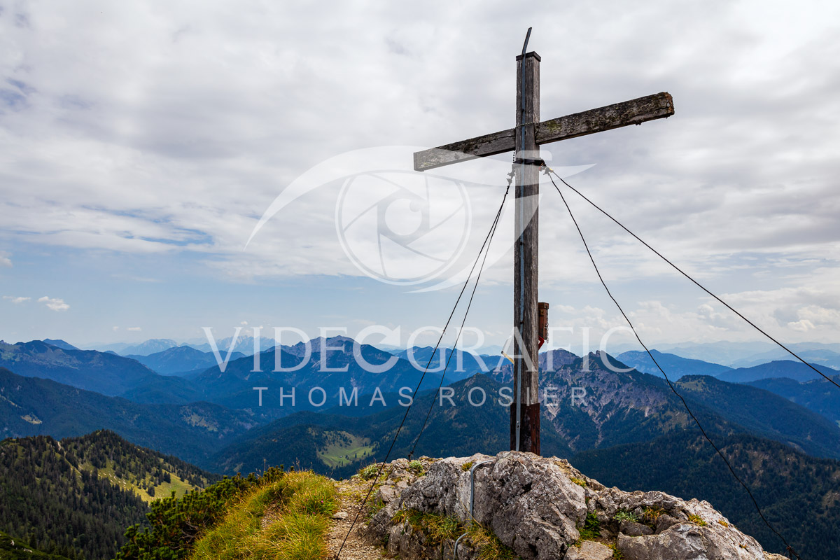 Summit-Crosses-794.jpg