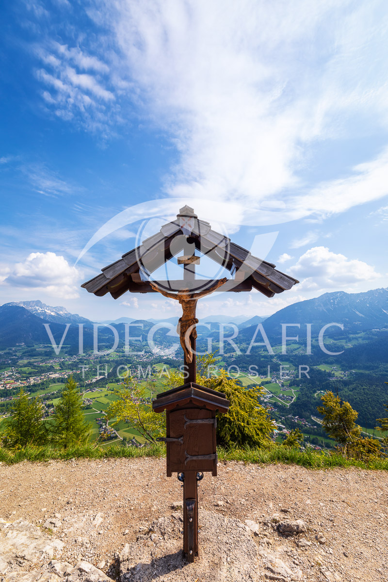 Summit-Crosses-799.jpg