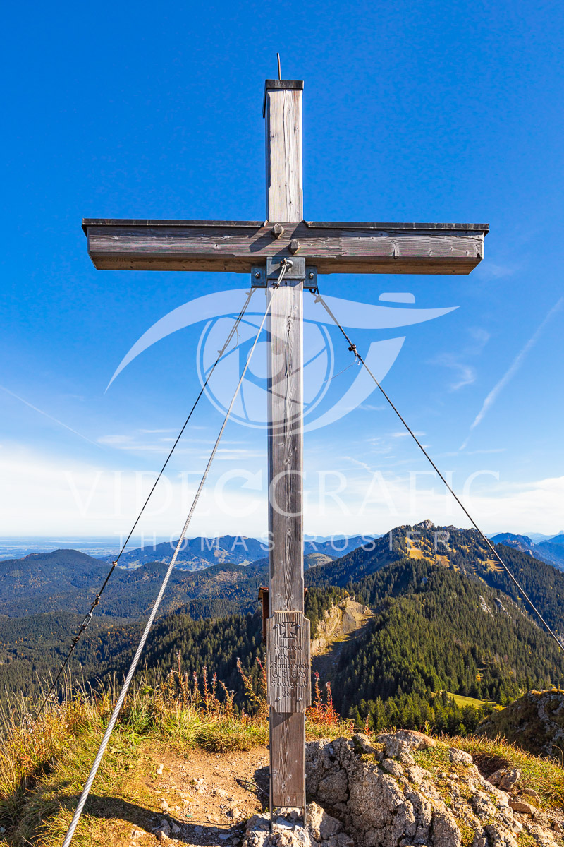 Summit-Crosses-807.jpg